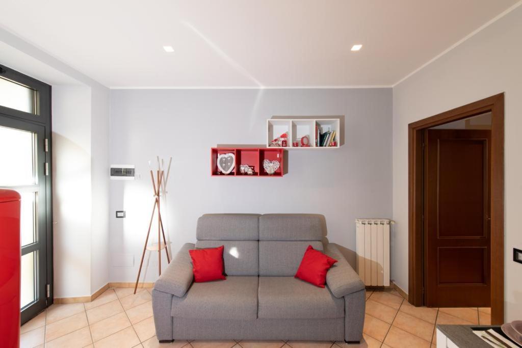 Tony Home Omegna Bagian luar foto